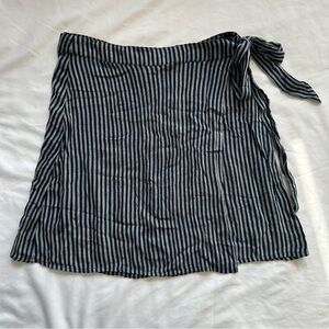 NWT American Eagle Mini Wrap Skirt | Size XS